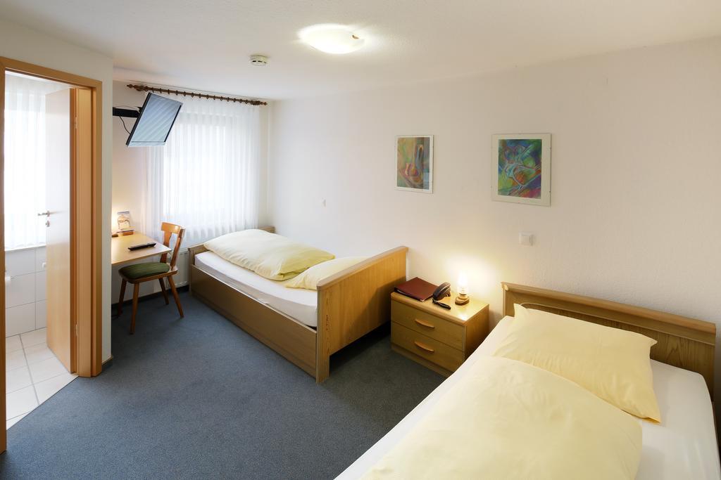 Landgasthof Kaiser Bad Wunnenberg Phòng bức ảnh